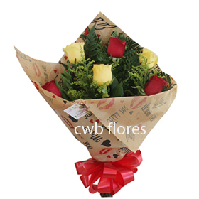 3546 Buquê de rosas vermelhas e amarelas 