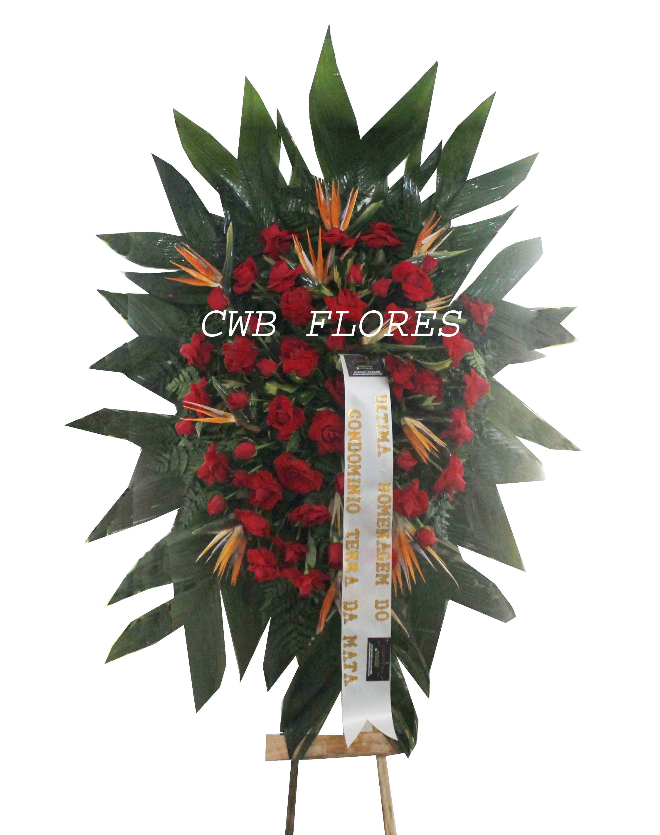4218 Coroa de flores com rosas vermelhas 