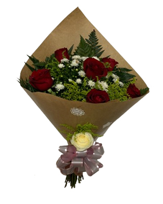 4699 Buquê com meia duzia de rosas vermelhas 